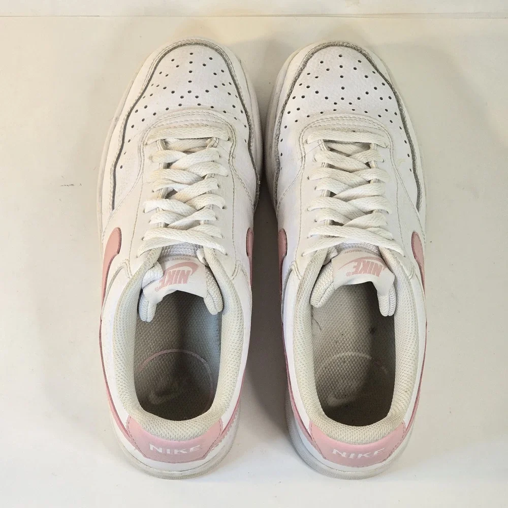 Nike White and Pink Low-Top Athletic Shoes